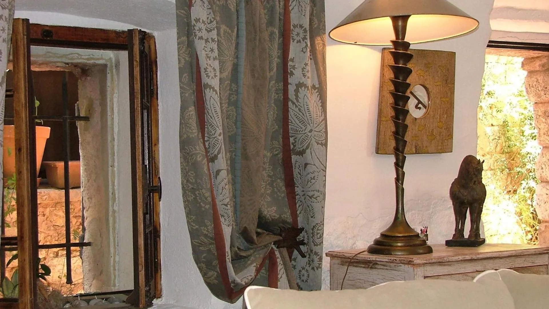La Suite Du Village D'אזה צרפת